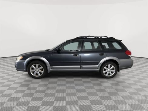 Used 2009 Subaru Outback 2.5i Special Edition AWD/4WD image 4