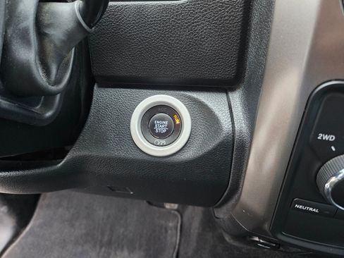 Used 2018 RAM 2500 Laramie w/ Sport Appearance Group AWD/4WD image 21