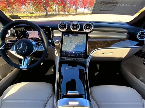 Certified 2026 Mercedes-Benz GLC 300 4MATIC image 5