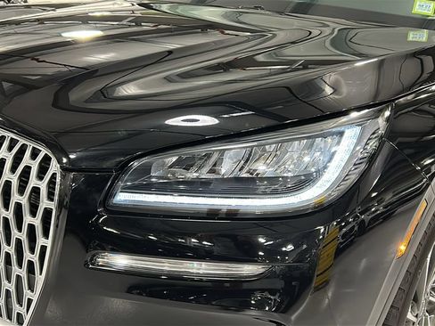 Used 2024 Lincoln Corsair AWD w/ Equipment Group 101A image 7