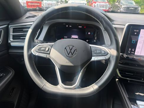 Used 2026 Volkswagen Atlas Cross Sport SE AWD/4WD image 32