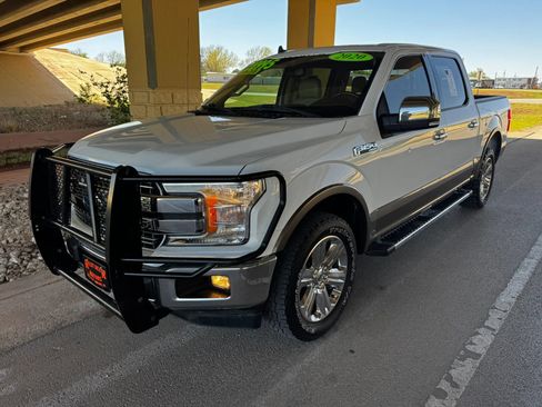 Used 2020 Ford F150 Lariat image 7