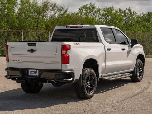 Used 2025 Chevrolet Silverado 1500 Custom Trail Boss w/ LPO, Dark Essentials Package AWD/4WD image 7