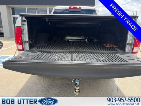 Used 2017 RAM 1500 Classic SLT RWD image 5