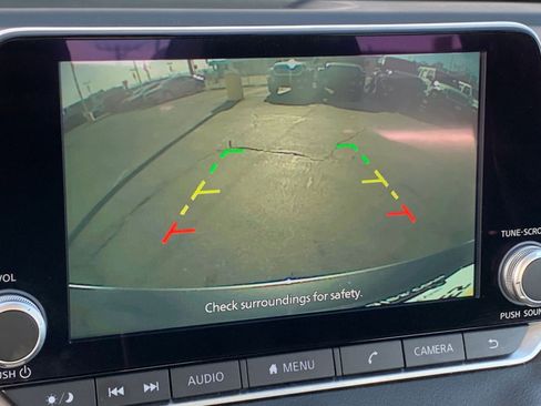 Used 2025 Nissan Sentra SV image 23