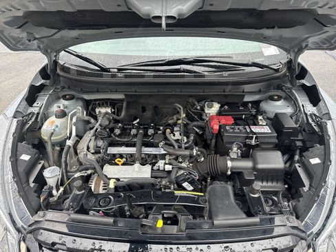 Used 2023 Nissan Kicks SR w/ SR Premium Package FWD image 39