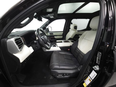 Used 2023 Toyota Tundra Capstone AWD/4WD image 4