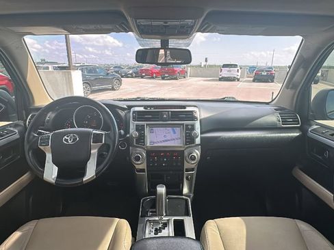 Used 2011 Toyota 4Runner Limited image 23