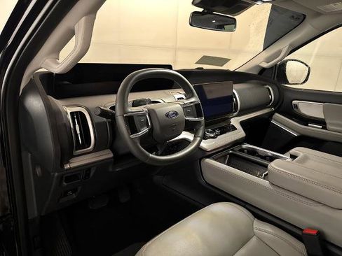 Certified 2025 Ford Expedition Max Active RWD image 5