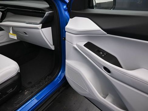 New 2026 Jeep Cherokee Limited AWD/4WD image 24