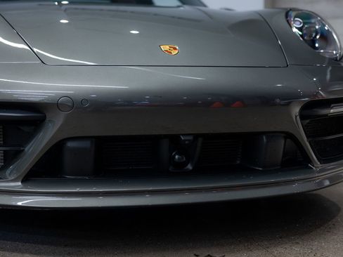 Certified 2020 Porsche 911 Carrera S w/ Premium Package RWD image 18