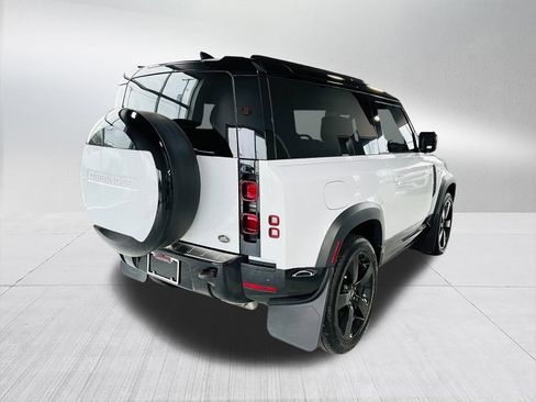 Used 2023 Land Rover Defender 90 X-Dynamic SE AWD/4WD image 6