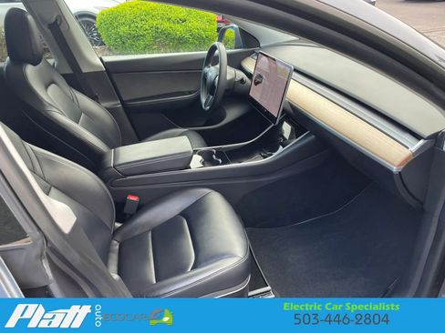 Used 2021 Tesla Model Y Long Range AWD/4WD image 50