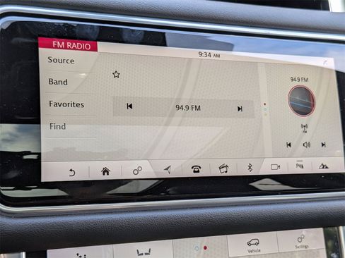 Used 2022 Land Rover Range Rover Sport HSE Silver Edition image 22