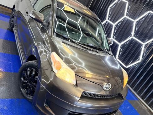 Used 2011 Scion xD Hatchback 4D image 1