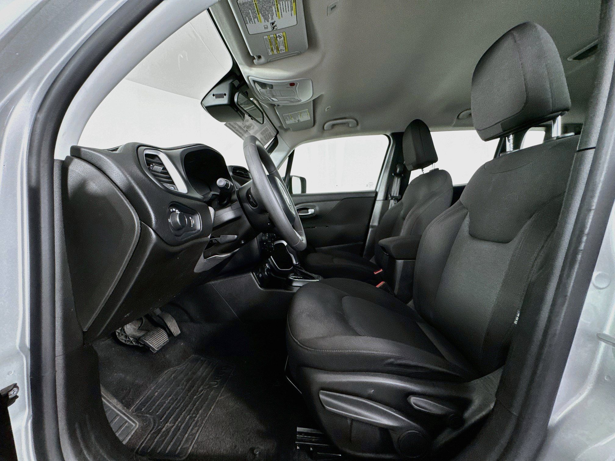 Used 2021 Jeep Renegade Sport AWD/4WD image 19
