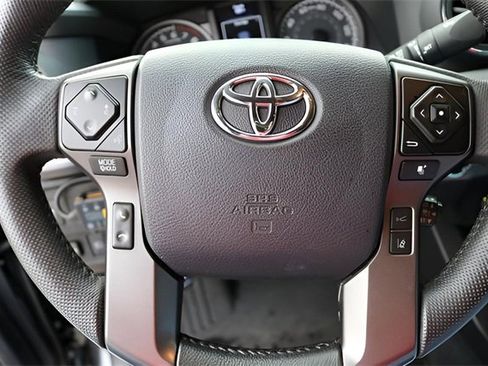Used 2023 Toyota Tacoma TRD Off-Road image 19