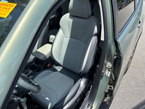Used 2021 Subaru Forester Premium w/ Popular Package #1 AWD/4WD image 4