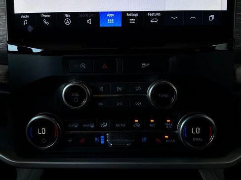 Used 2024 Ford Expedition Limited RWD image 42