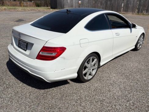 Used 2012 Mercedes-Benz C 250 Coupe image 2