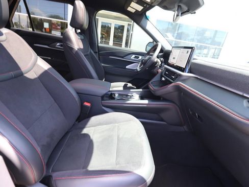 Used 2026 Ford Explorer ST w/ Sun And Sound Package RWD image 23