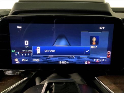 Used 2025 Chevrolet Tahoe High Country image 20