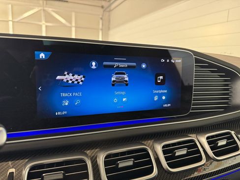 Used 2024 Mercedes-Benz GLS 63 AMG 4MATIC image 28