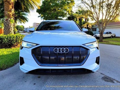 Used 2021 Audi e-tron Premium Plus w/ Premium Plus Package image 31