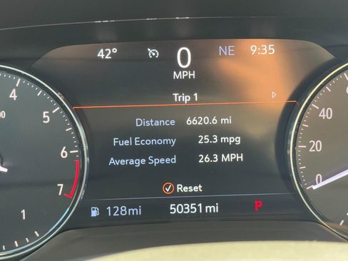 Used 2022 Buick Envision Essence w/ Safety Package image 19