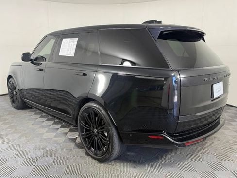 Used 2023 Land Rover Range Rover Long Wheelbase SE AWD/4WD image 4