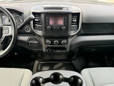 Used 2019 RAM 3500 Big Horn image 27