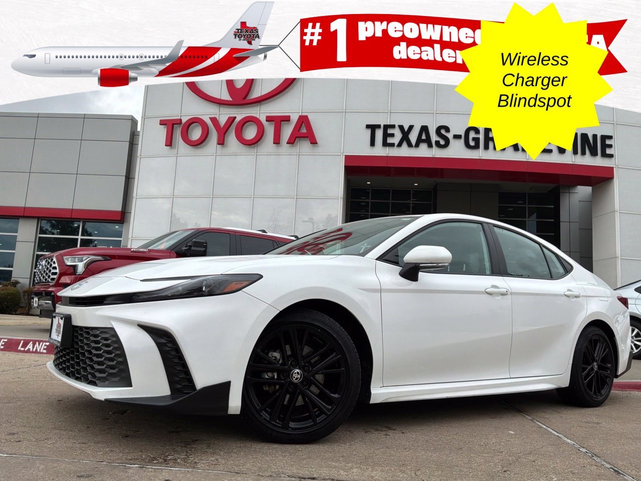 Used 2026 Toyota Camry SE FWD image 1