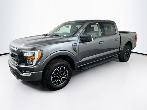 Used 2022 Ford F150 XLT w/ Equipment Group 302A High AWD/4WD image 3