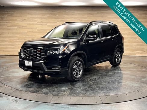 Used 2023 Honda Passport TrailSport image 5