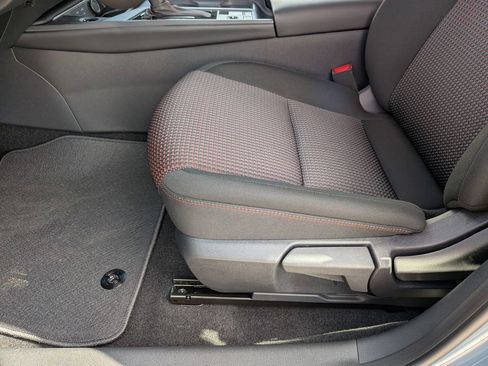 New 2026 Nissan Sentra SR w/ Floor Mat Package FWD image 15