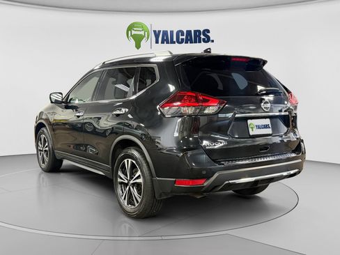 Used 2019 Nissan Rogue SV w/ Premium Package AWD/4WD image 3