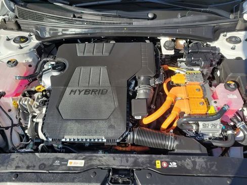 Certified 2025 Hyundai Elantra Blue image 25