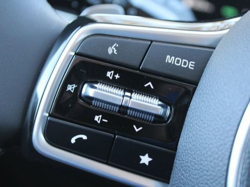 New 2026 Kia Carnival SX Prestige FWD image 35