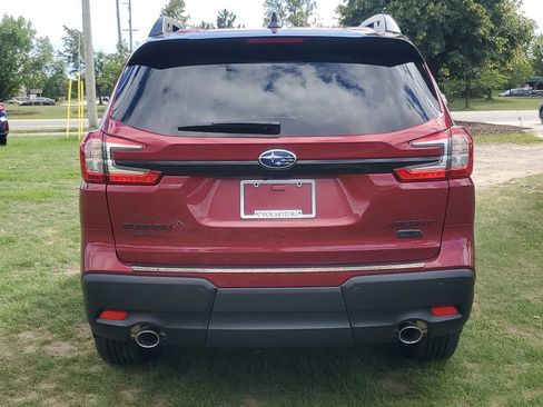 Certified 2025 Subaru Ascent Bronze Edition w/ Onyx Package AWD/4WD image 4