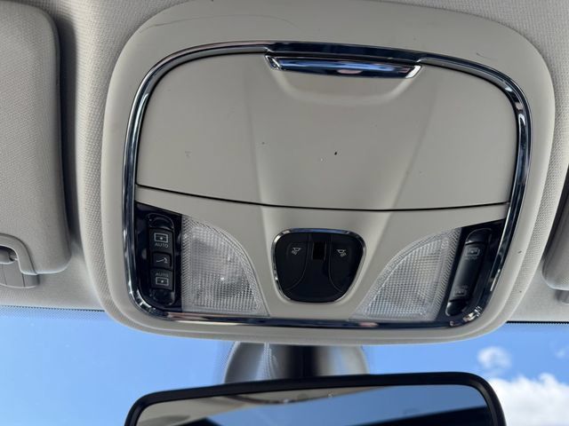 Used 2020 Jeep Cherokee Trailhawk w/ Comfort/Convenience Group AWD/4WD image 28