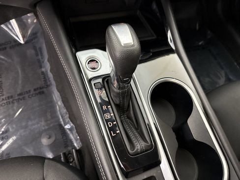 Used 2023 Nissan Altima 2.5 SV AWD/4WD image 17
