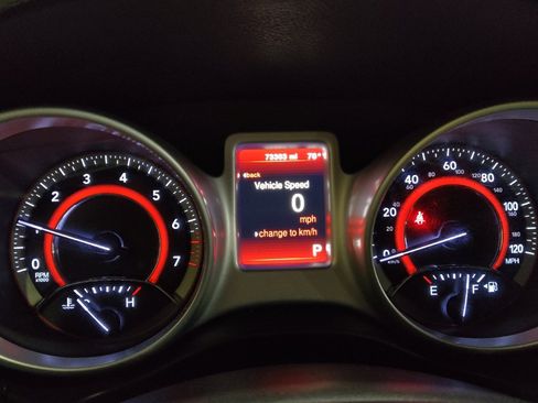 Used 2019 Dodge Journey SE image 23