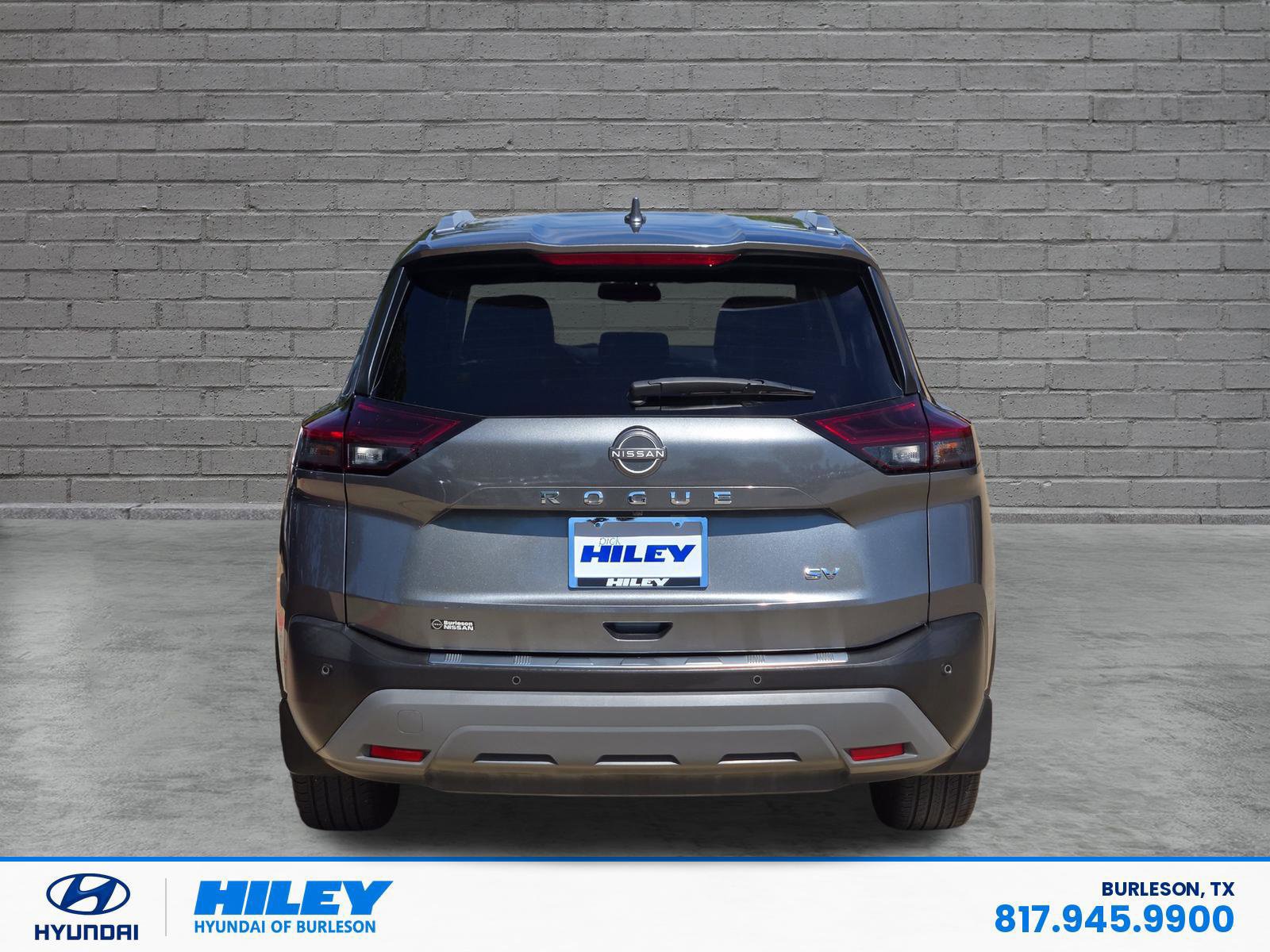 Used 2022 Nissan Rogue SV w/ SV Premium Package FWD image 5