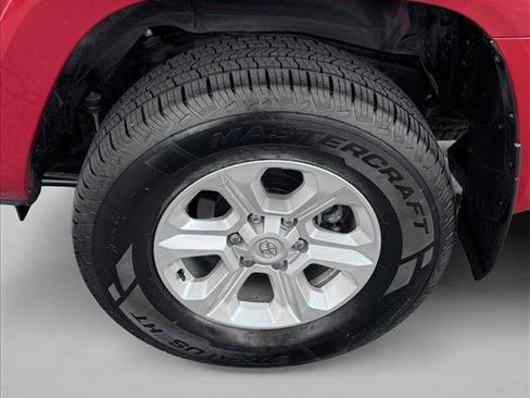 Used 2024 Toyota 4Runner SR5 image 9