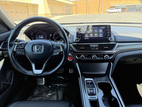 Used 2022 Honda Accord Sport image 16