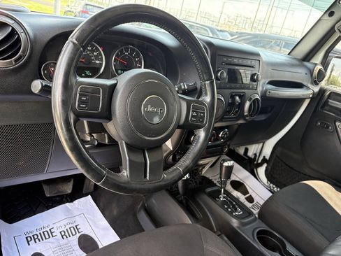 Used 2018 Jeep Wrangler Unlimited Sport S AWD/4WD image 21