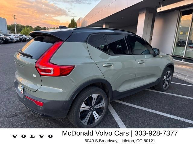 Used 2023 Volvo XC40 Recharge Plus AWD/4WD image 3