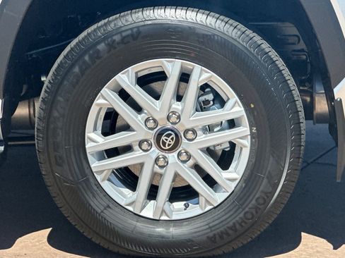 New 2026 Toyota Sequoia SR5 AWD/4WD image 33