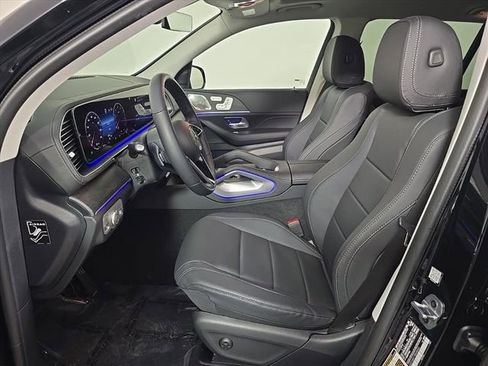 Used 2026 Mercedes-Benz GLS 450 4MATIC image 5