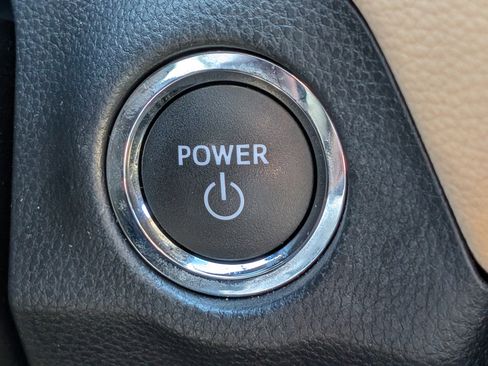Used 2023 Toyota RAV4 XLE Premium AWD/4WD image 28